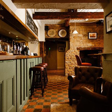 The Olde Coach House Inn Ashby Saint Ledgers Zewnętrze zdjęcie