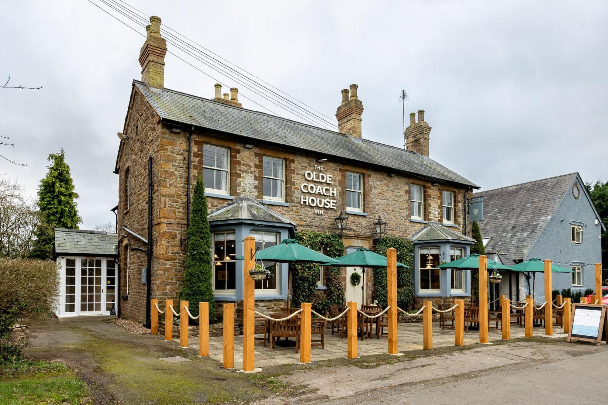 The Olde Coach House Inn Ashby Saint Ledgers Zewnętrze zdjęcie