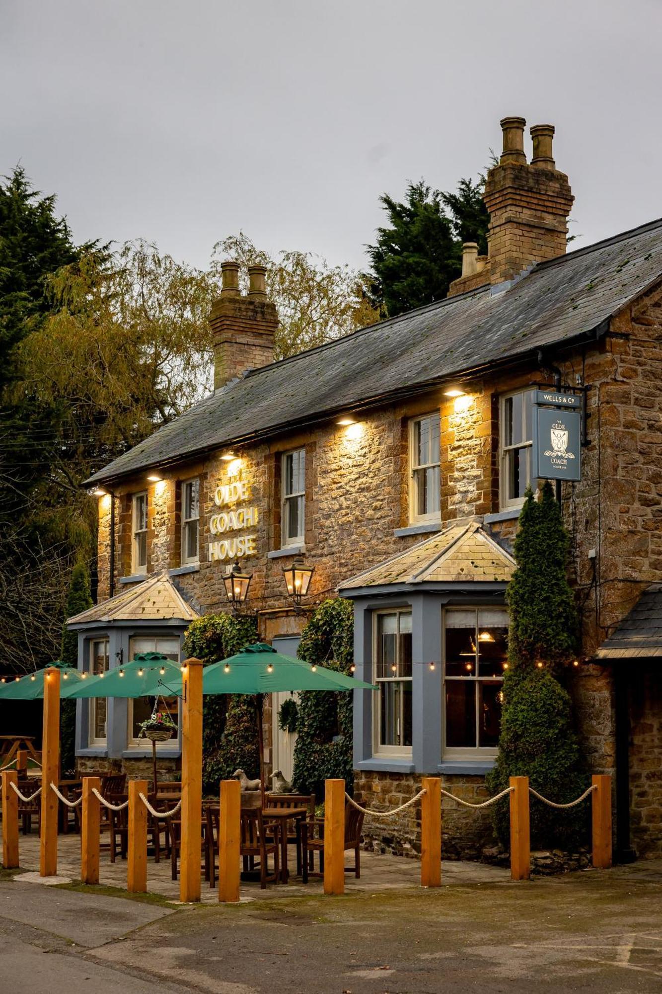 The Olde Coach House Inn Ashby Saint Ledgers Zewnętrze zdjęcie