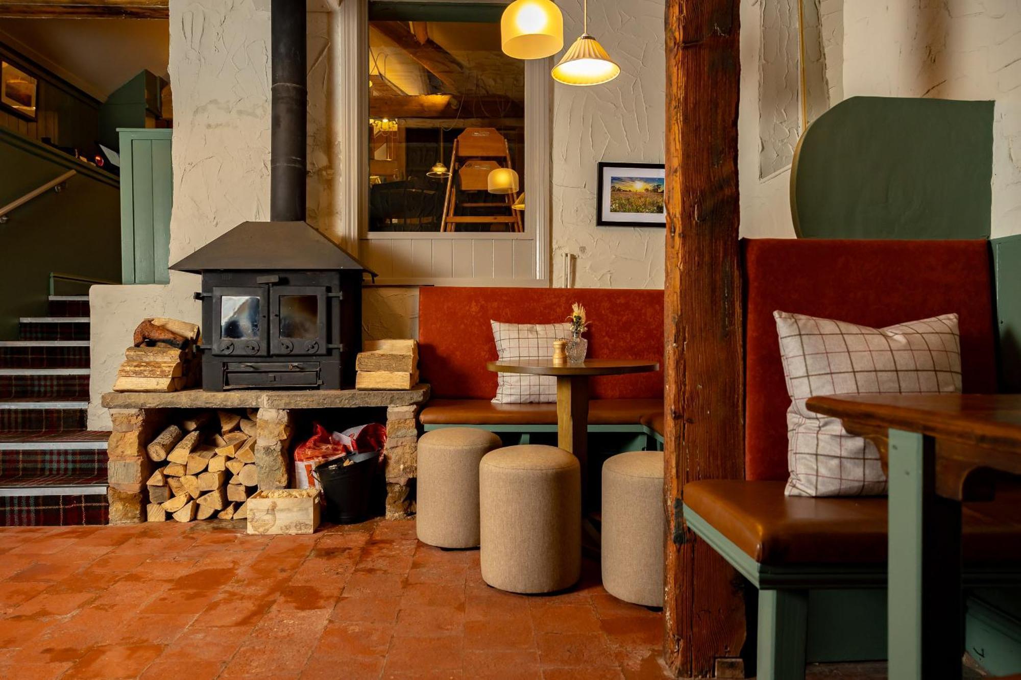 The Olde Coach House Inn Ashby Saint Ledgers Zewnętrze zdjęcie