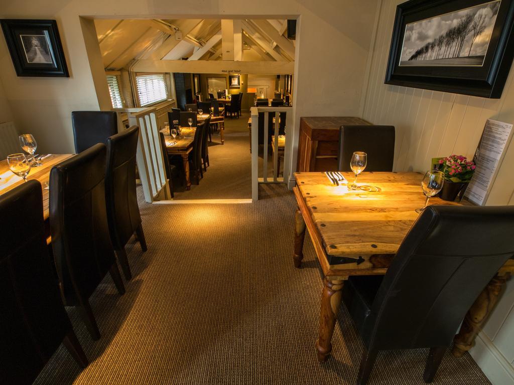 The Olde Coach House Inn Ashby Saint Ledgers Zewnętrze zdjęcie