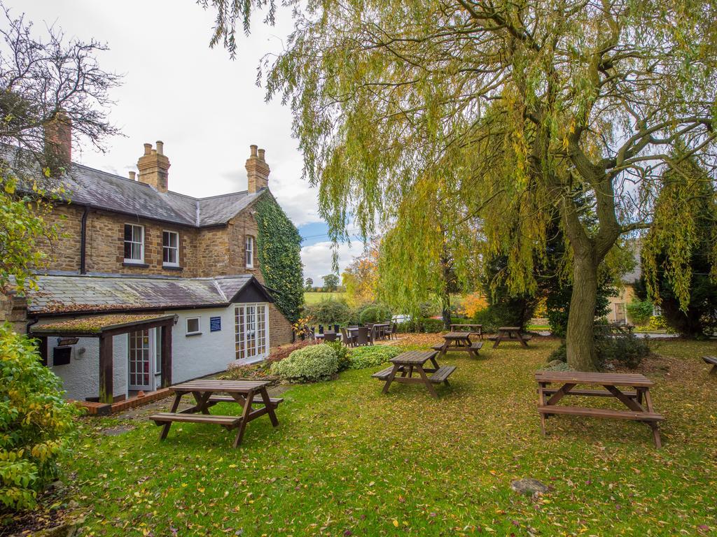 The Olde Coach House Inn Ashby Saint Ledgers Zewnętrze zdjęcie